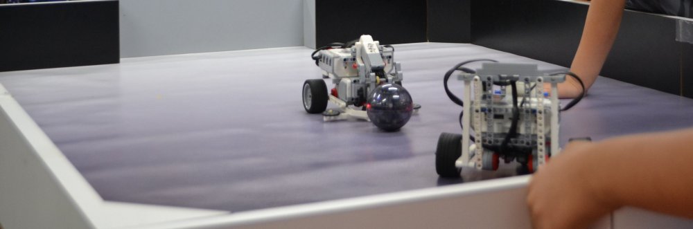 ロボット教室ふじみ野校でロボットサッカー競技の発表会を行いました！