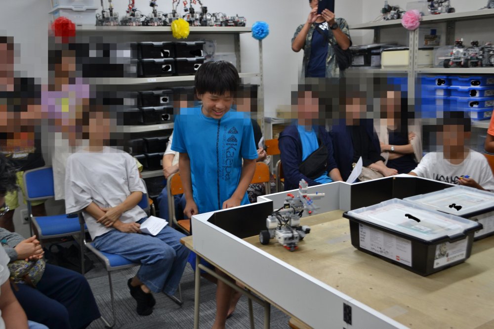 ロボット教室ふじみ野校で戦車ロボットの競技発表会を行いました! ロボット教室ふじみ野校で戦車ロボットの競技発表会を行いました!